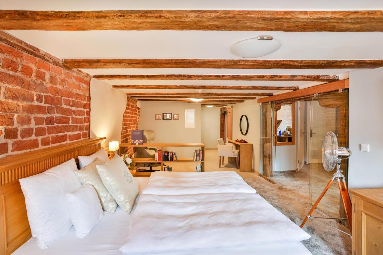 Romantik Hotel Scheelehof שטראלסונד מראה חיצוני תמונה