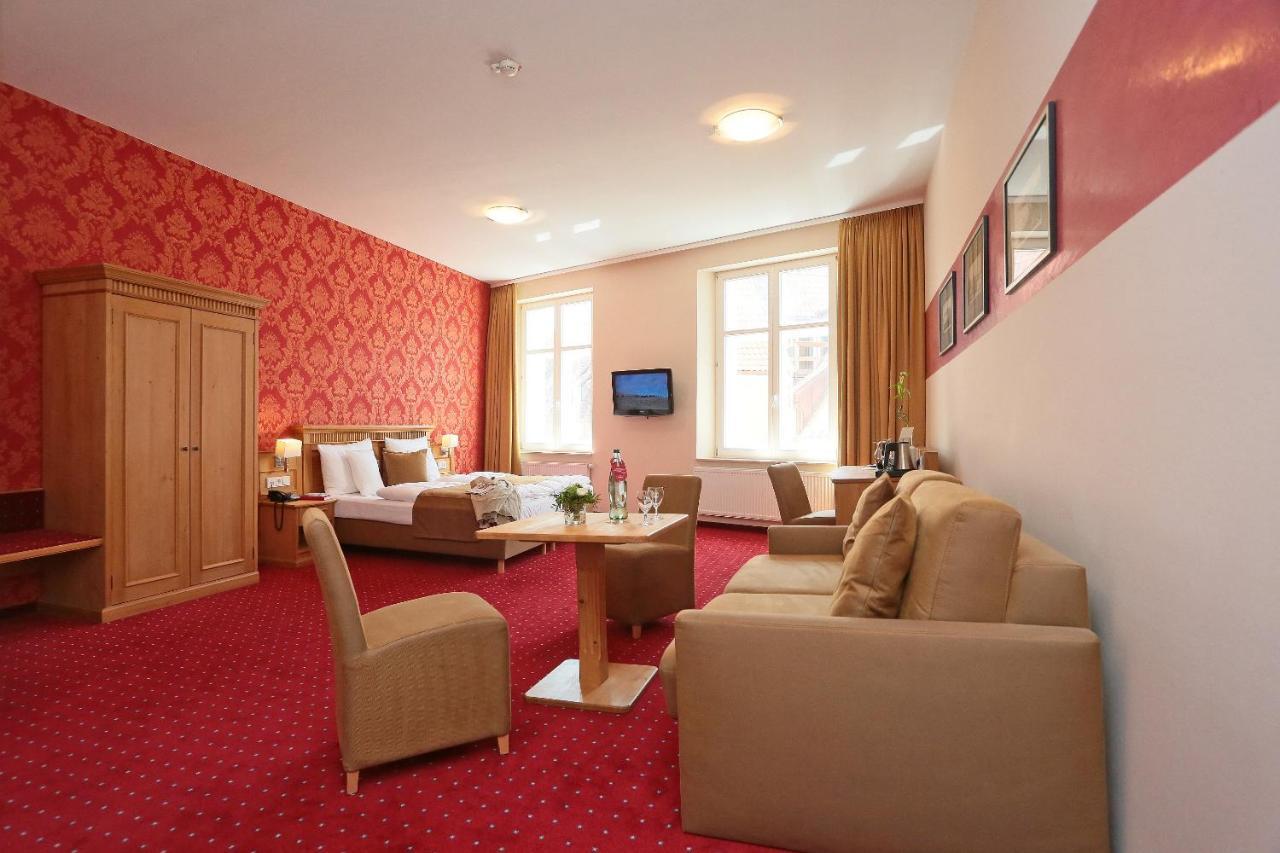 Romantik Hotel Scheelehof שטראלסונד מראה חיצוני תמונה